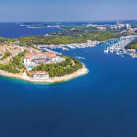 Centar I Tatil Evi *