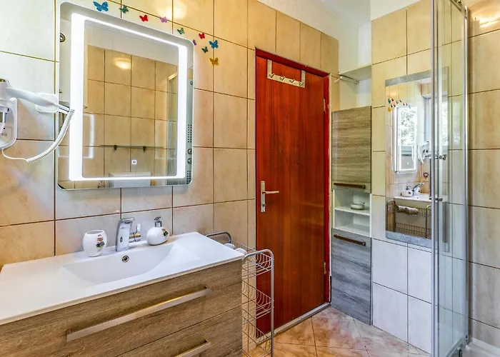 펜션 Centar I 풀라