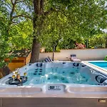 Centar I Hébergement de vacances